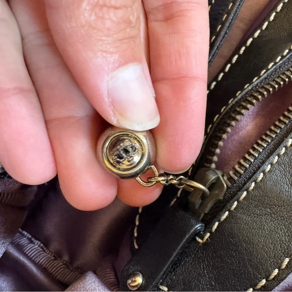 JUICY COUTURE Y2K Quilted Lamb Leather Bowler Bag - Picture 6 of 9